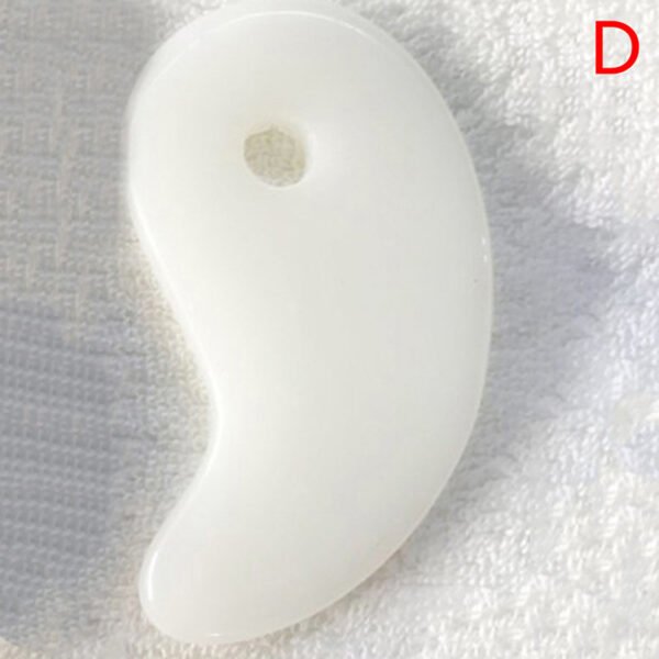 Gua Sha At The Back Neck And Waist - Image 4